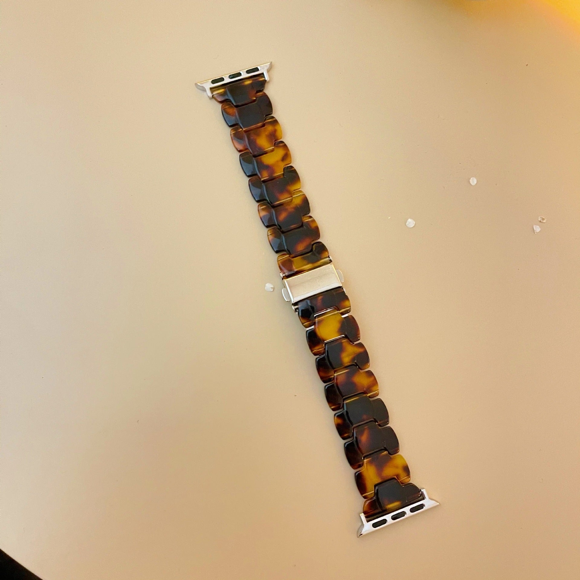 Stylish Multicolor Modern Oval Resin Shell Strap